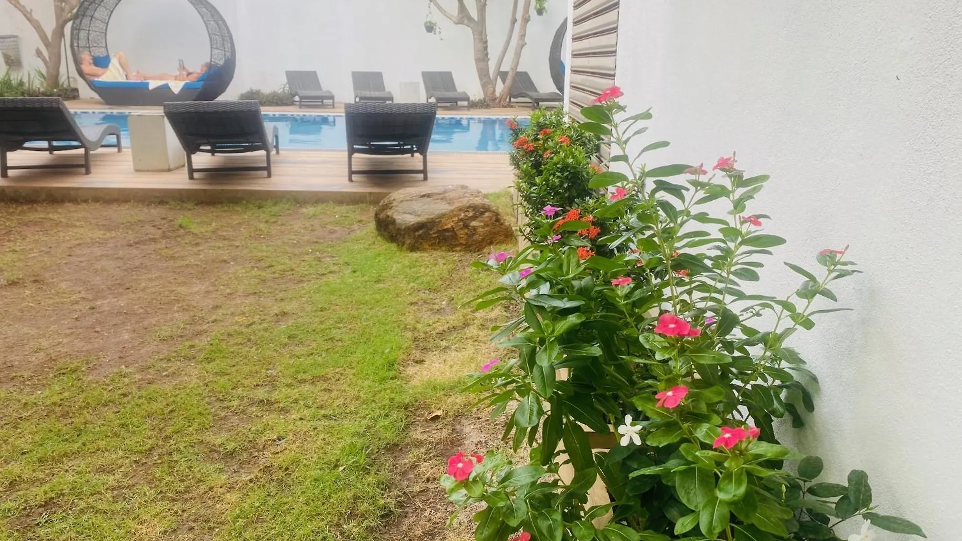 Hotel Cloud 9 Negombo