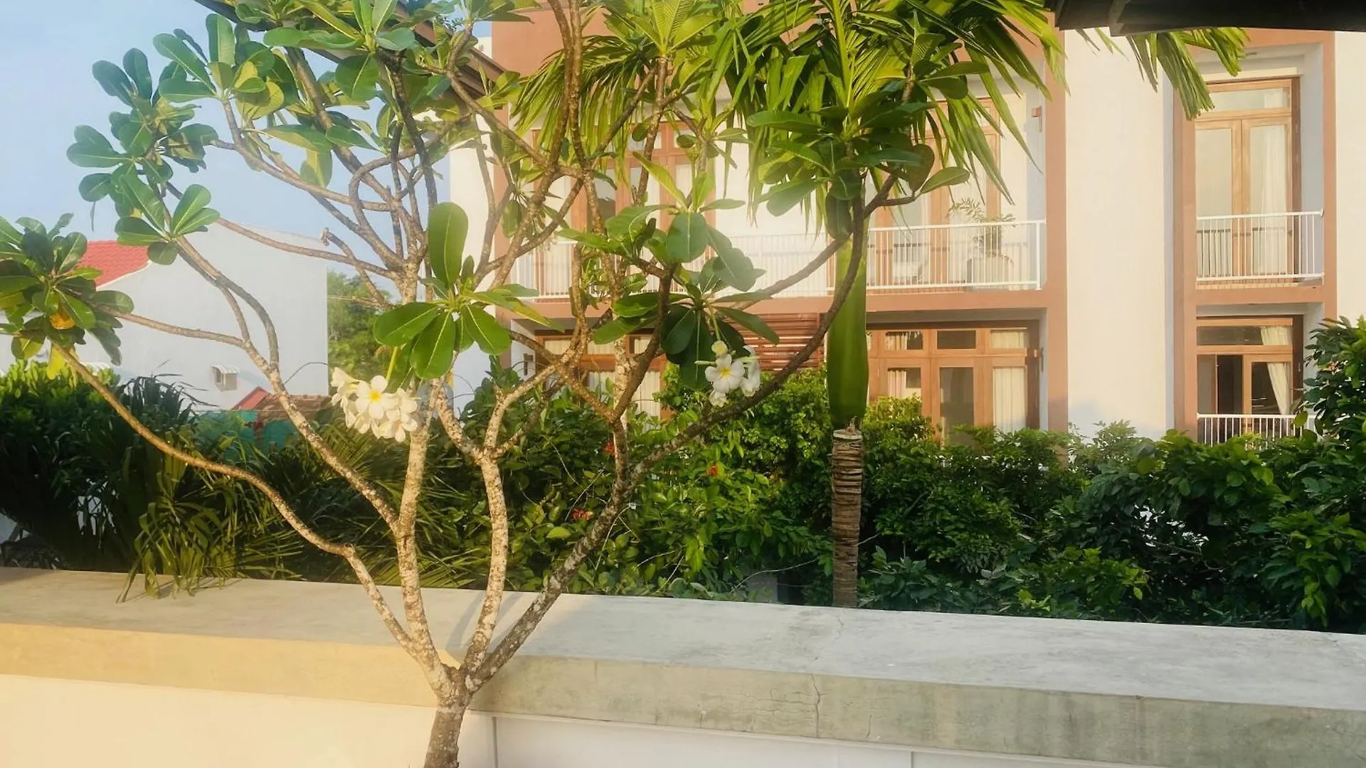 Hotel Cloud 9 Negombo