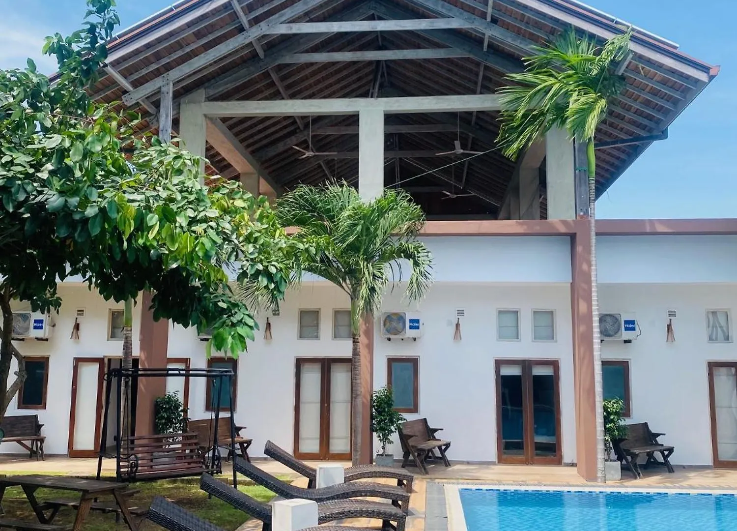 Hotel Cloud 9 Negombo Sri Lanka