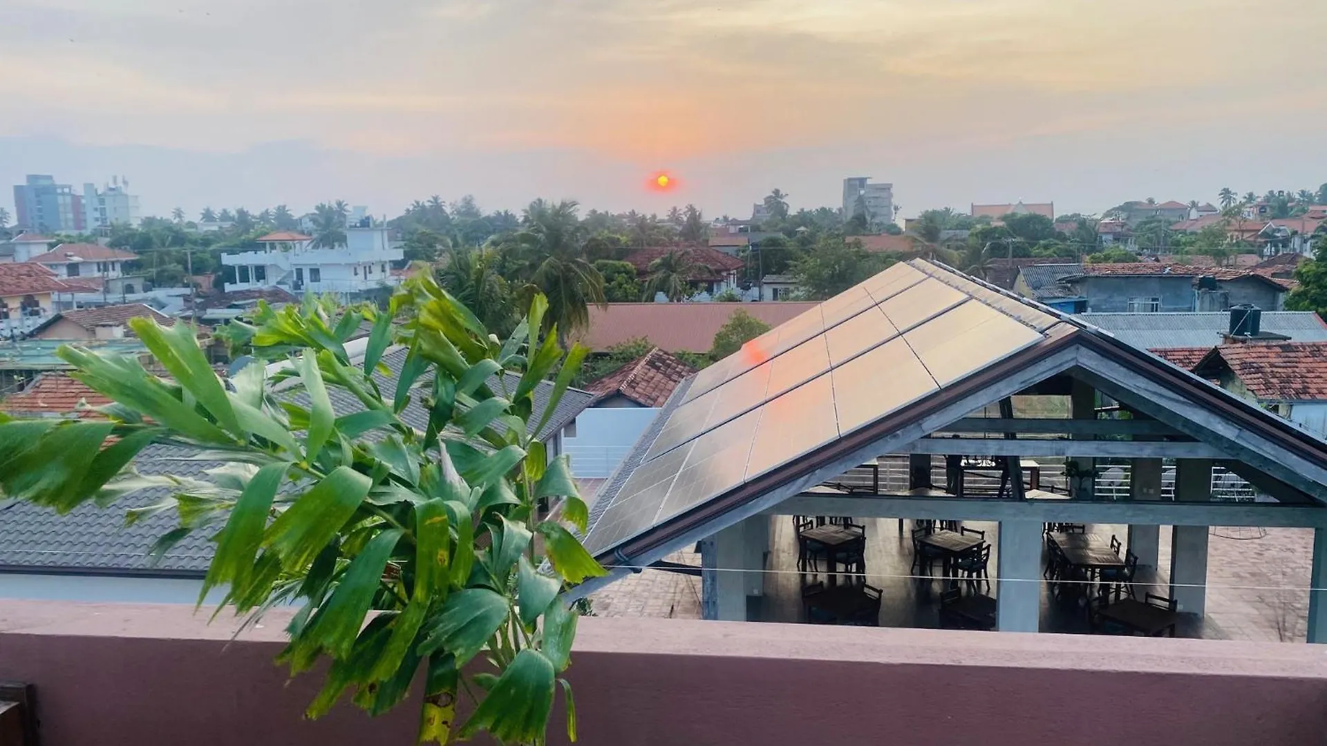 Hotel Cloud 9 Negombo